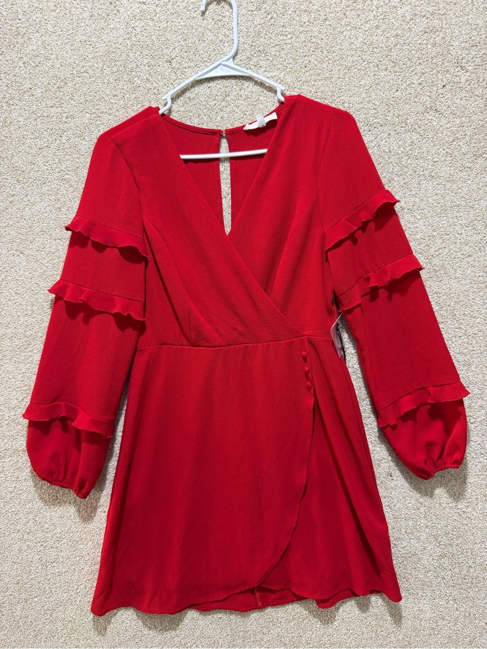 NWT red dress June & Hudson v neck ruffle sleeves faux wrap lined date night